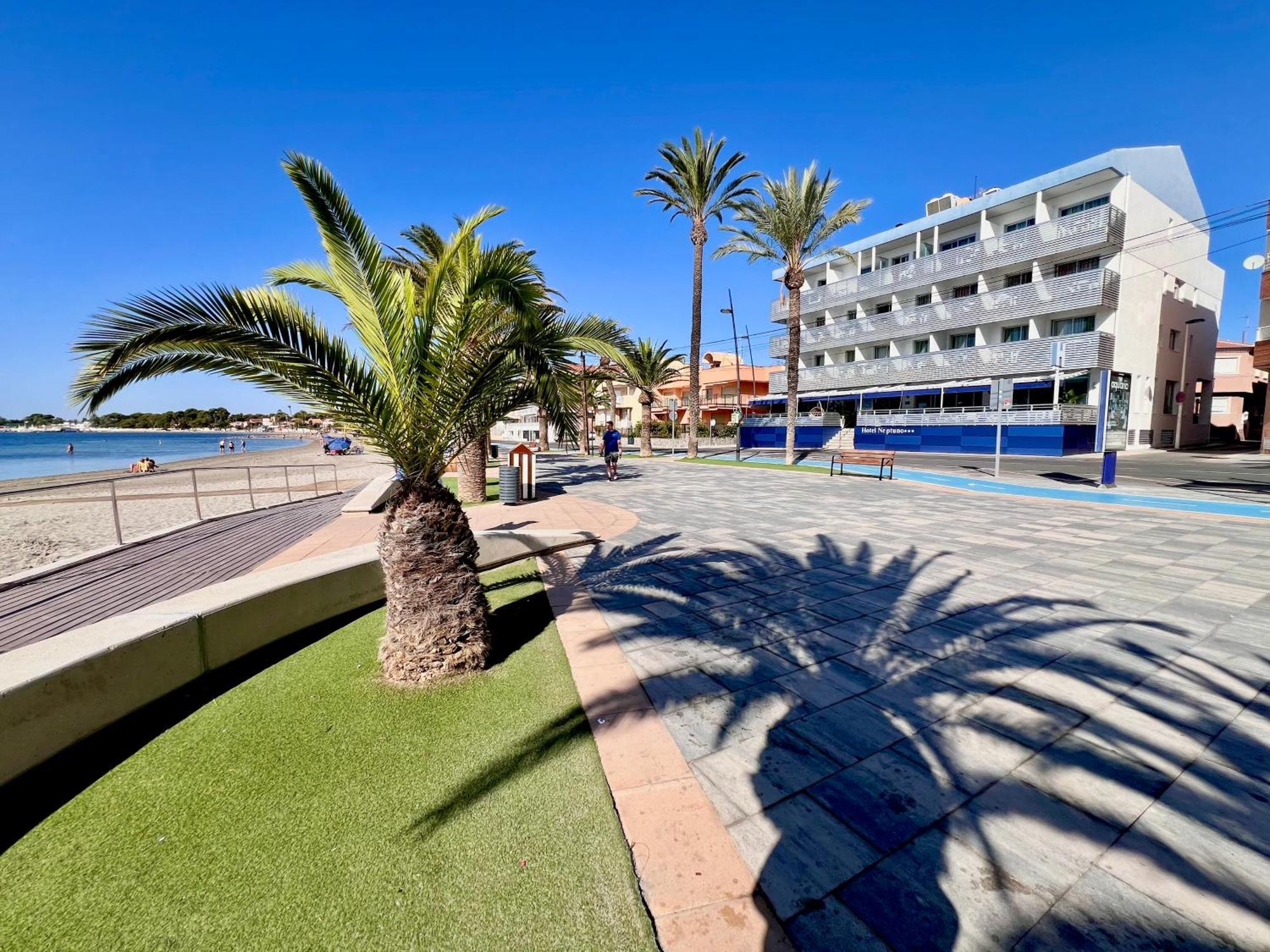 Hotel Neptuno San Pedro del Pinatar Exteriör bild